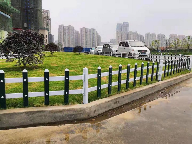 pvc绿化护栏